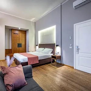 3* Πανσιόν Antico Centro