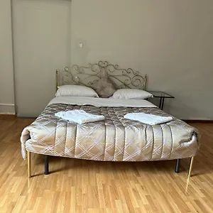 3* Πανσιόν Rooms77 Centro Storico