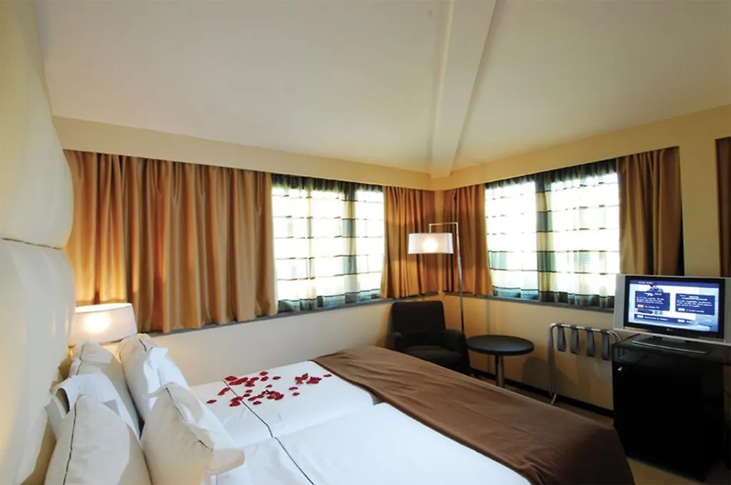 Cosmopolitan Hotel Florence