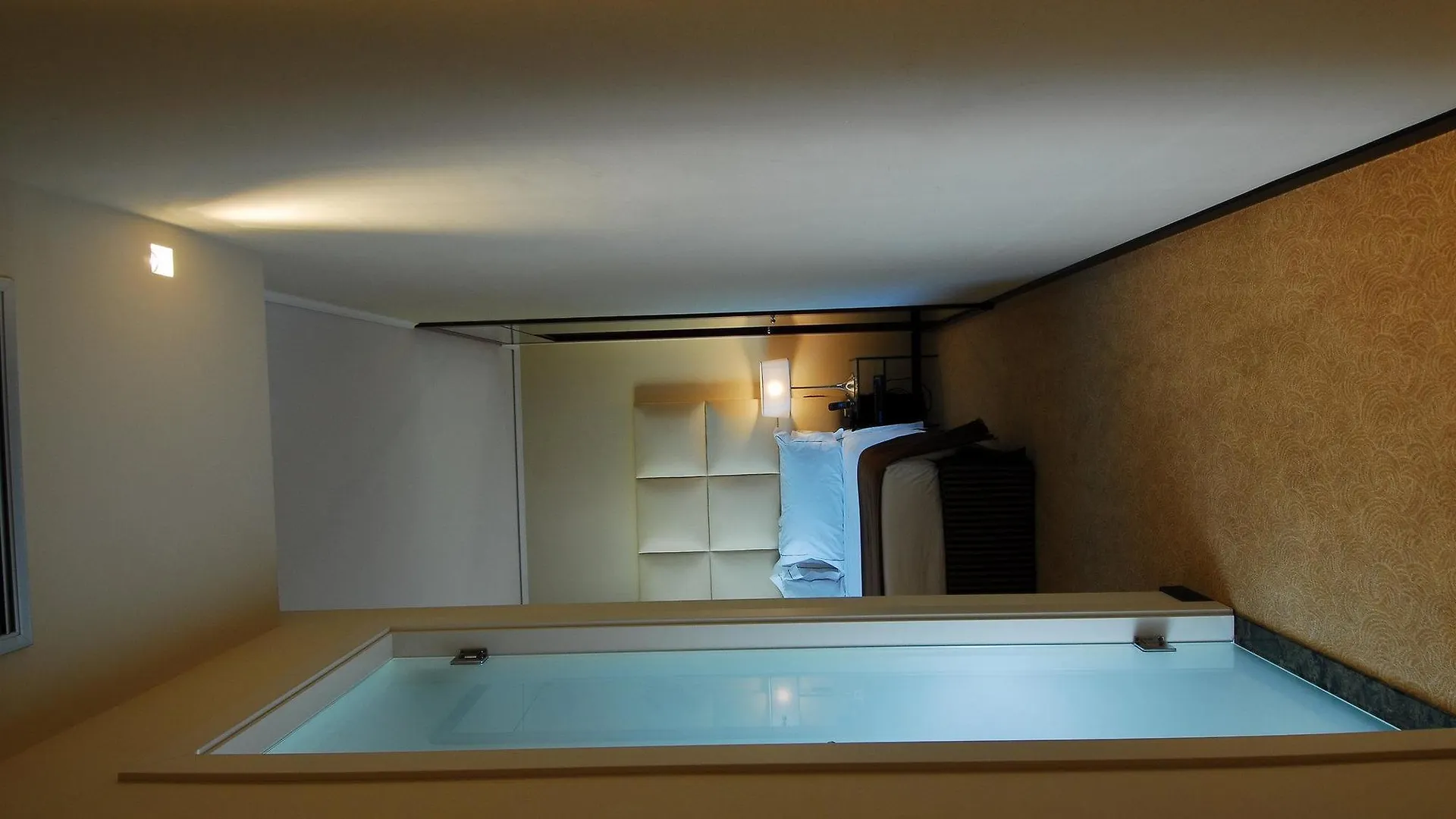 ****  פירנצה Cosmopolitan Hotel איטליה